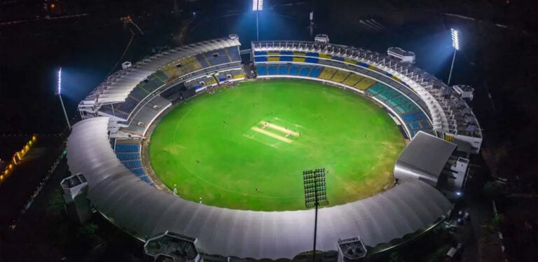 Cricket lighting – layout, standard and lighting design